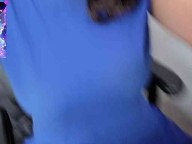 Giselle-moon webcam