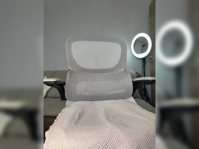 Julia93cherry live cam on BongaCams