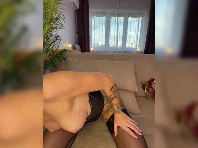 JuliaDragon webcam