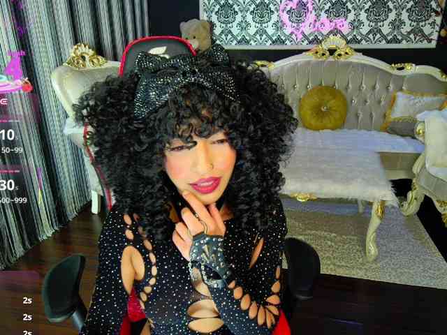 Modella: BNefertiti