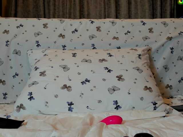 Wowsquirtx1 live cam on BongaCams