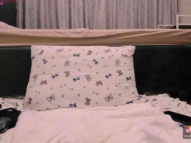 Wowsquirtx1 webcam