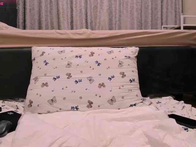 Wowsquirtx1 webcam