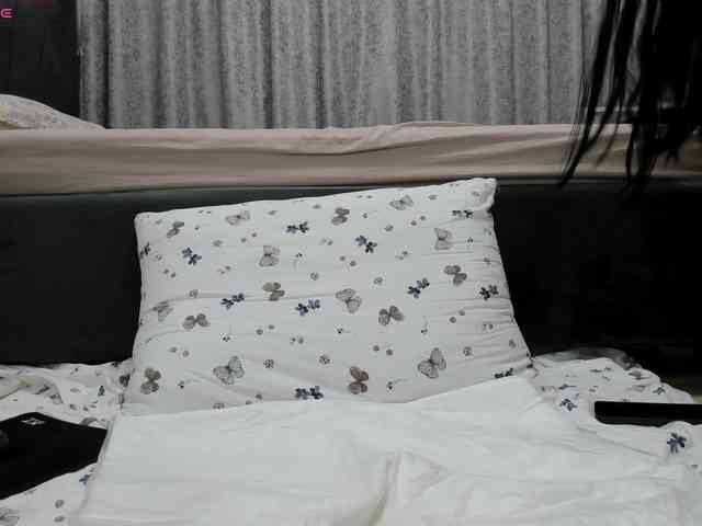 Wowsquirtx1 webcam