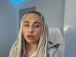 Isizzu Porn Show