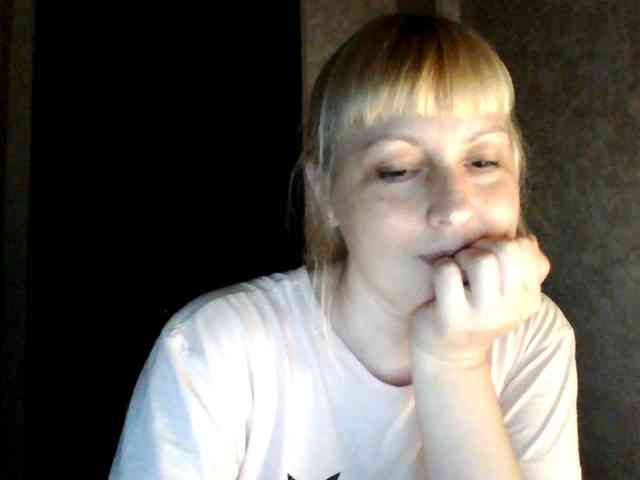 krisss2016 Live Webcam on BongaCams
