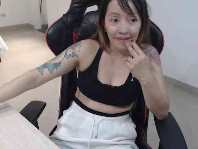 pink2019 Live Webcam on BongaCams