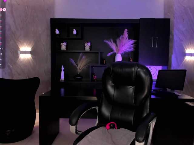 JennaOlson live cam on BongaCams