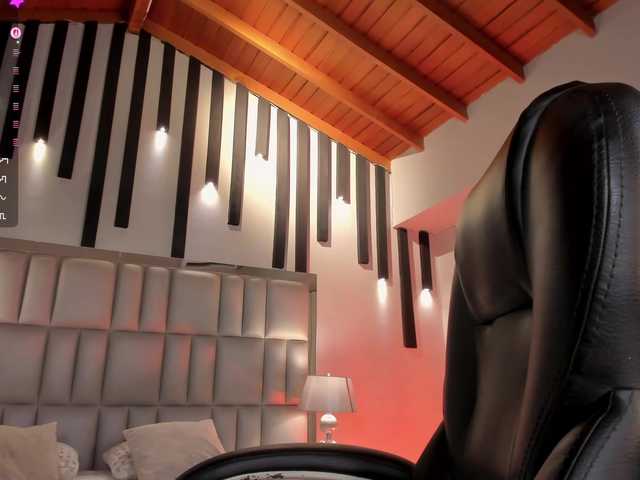 JennaOlson live cam on BongaCams