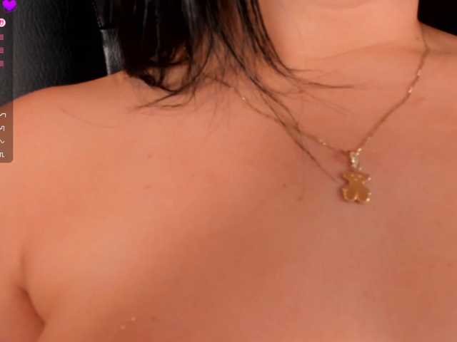 JennaOlson live cam on BongaCams