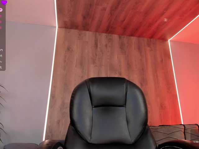 JennaOlson live cam on BongaCams