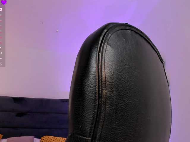 JennaOlson live cam on BongaCams