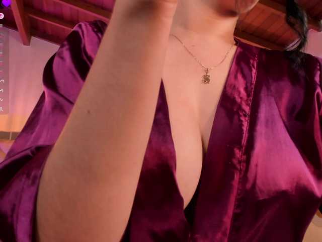 JennaOlson live cam on BongaCams