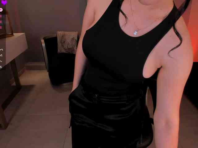 JennaOlson Live Webcam on BongaCams
