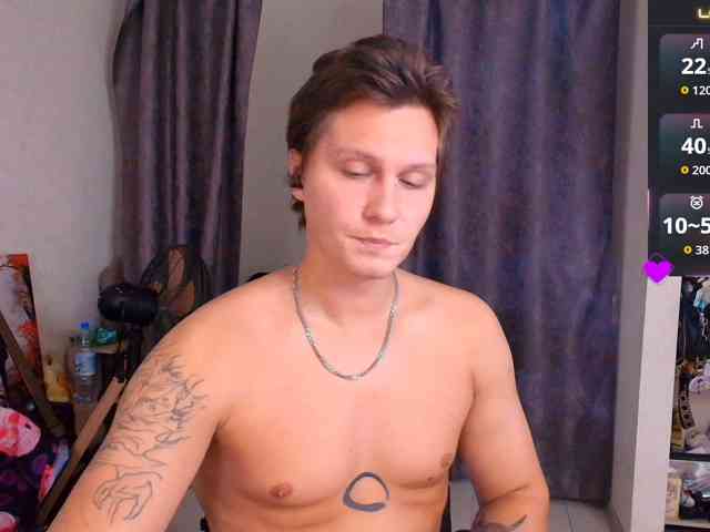 Alex_Wandhot