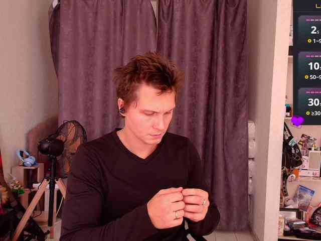 Alex_Wandhot
