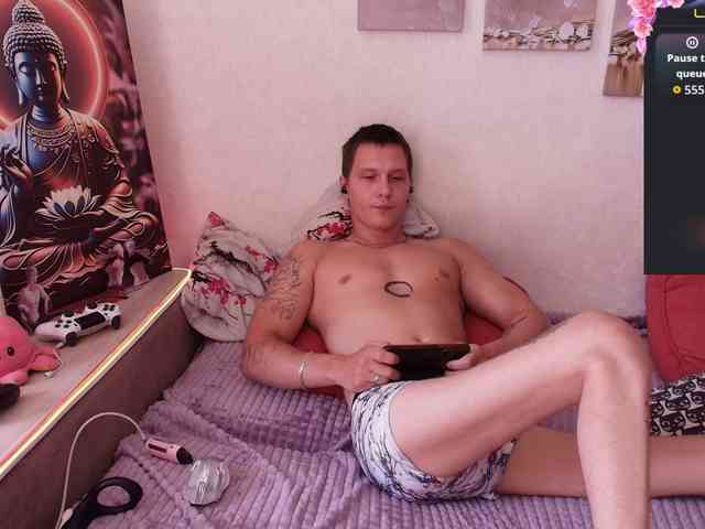 Alex_Wandhot