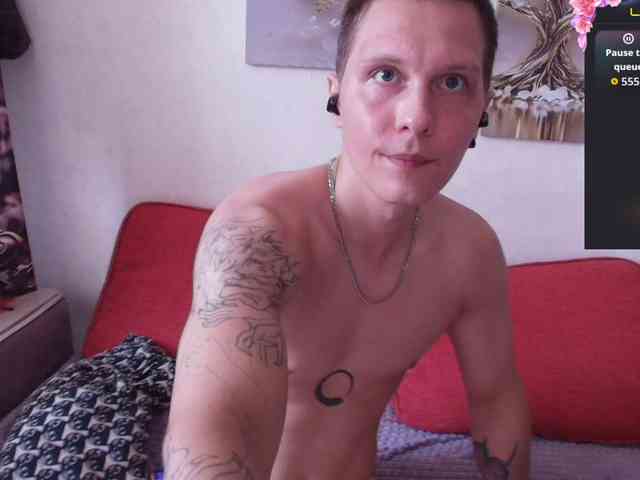 Alex_Wandhot