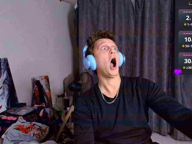 Alex_Wandhot