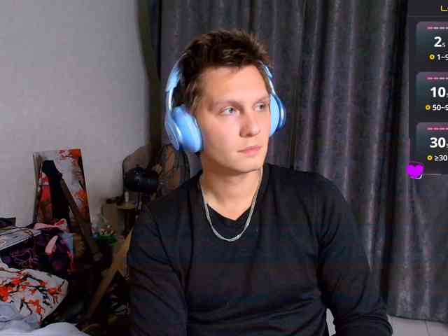 Alex_Wandhot