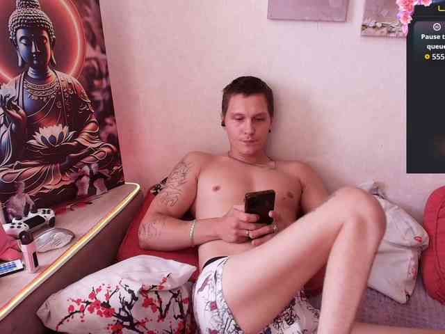 Alex_Wandhot