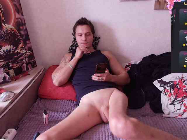 Alex_Wandhot