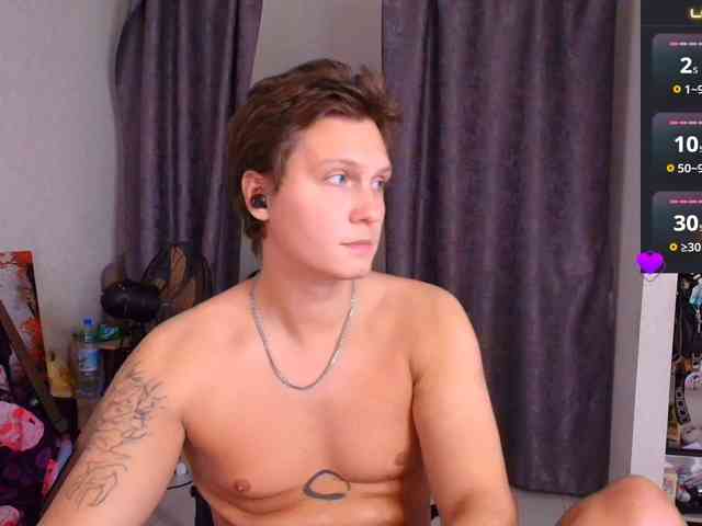 Alex_Wandhot