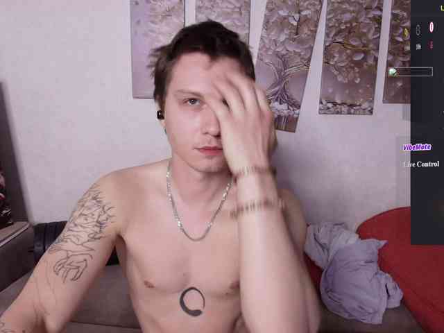 Alex_Wandhot