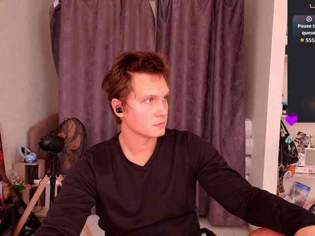 Alex_Wandhot