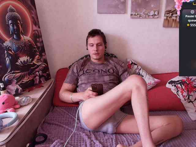 Alex_Wandhot
