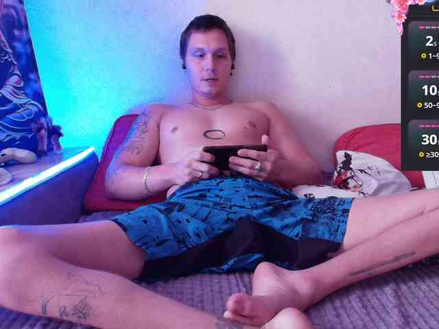 Alex_Wandhot