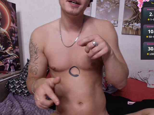 Alex_Wandhot