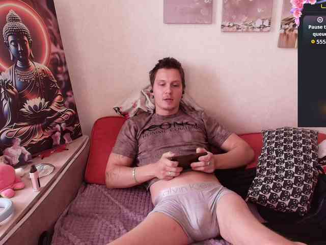 Alex_Wandhot