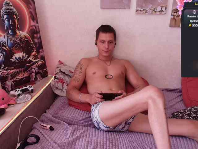 Alex_Wandhot