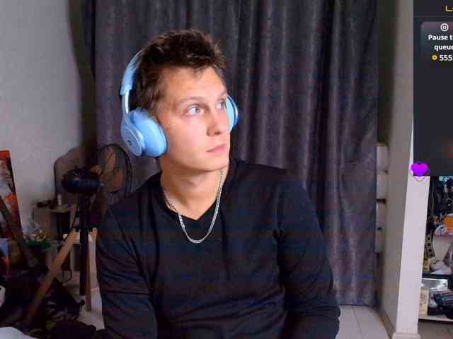 Alex_Wandhot