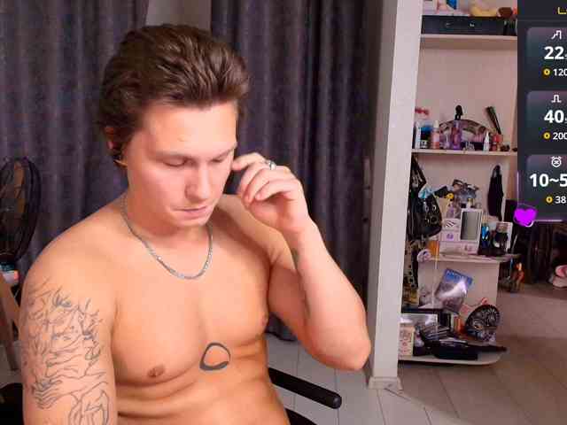 Alex_Wandhot