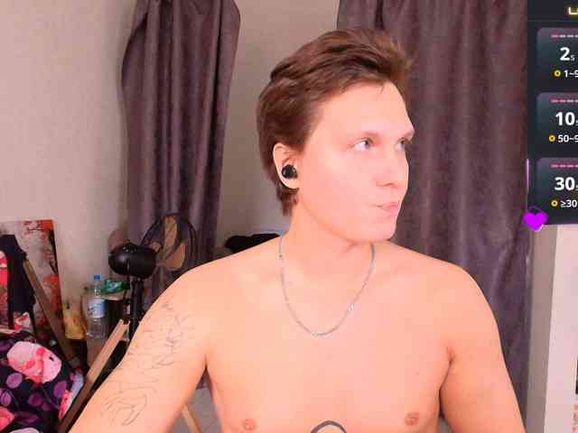 Alex_Wandhot