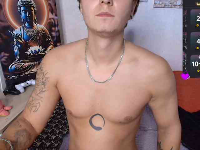 Alex_Wandhot