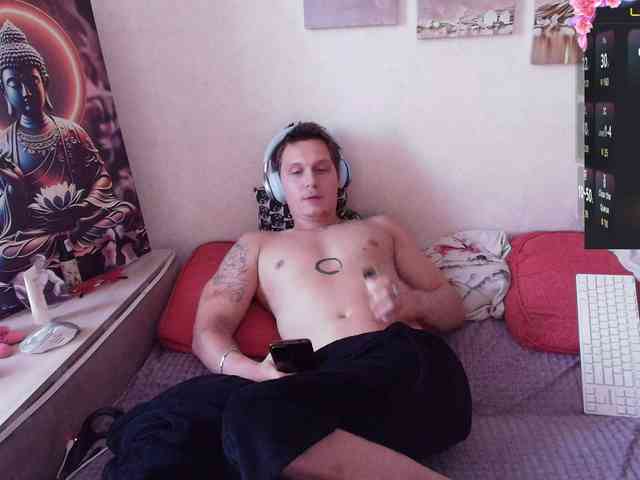 Alex_Wandhot