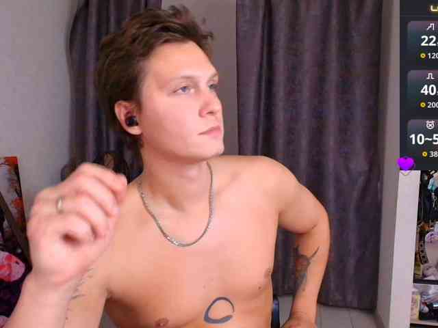 Alex_Wandhot