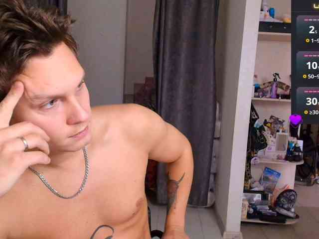 Alex_Wandhot