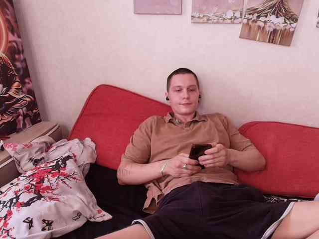 Alex_Wandhot