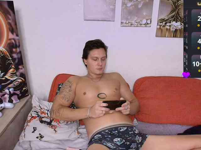Alex_Wandhot
