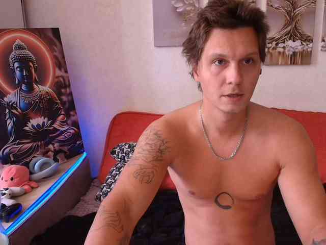 Alex_Wandhot