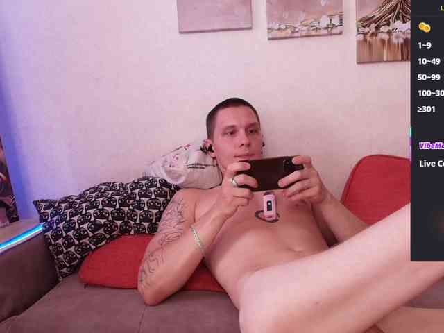 Alex_Wandhot