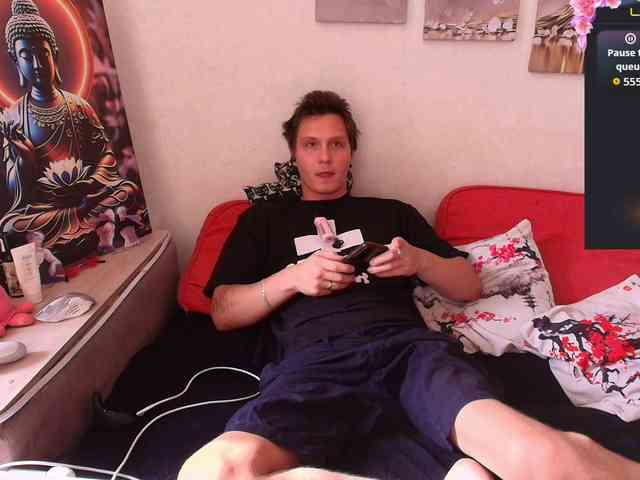 Alex_Wandhot