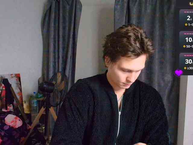 Alex_Wandhot