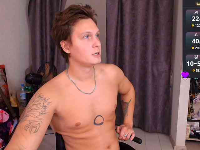 Alex_Wandhot