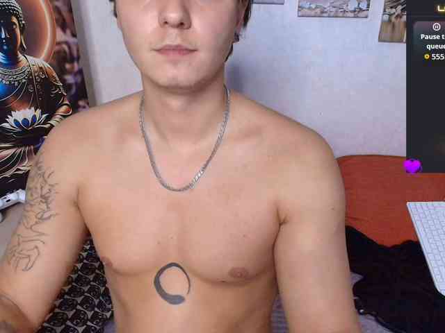 Alex_Wandhot