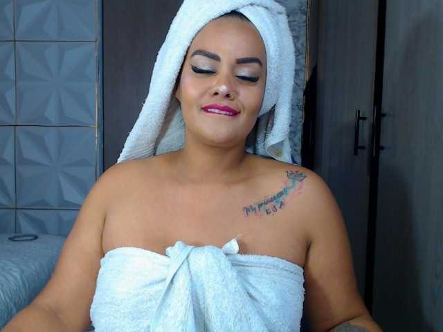 Katecute89 live cam on BongaCams